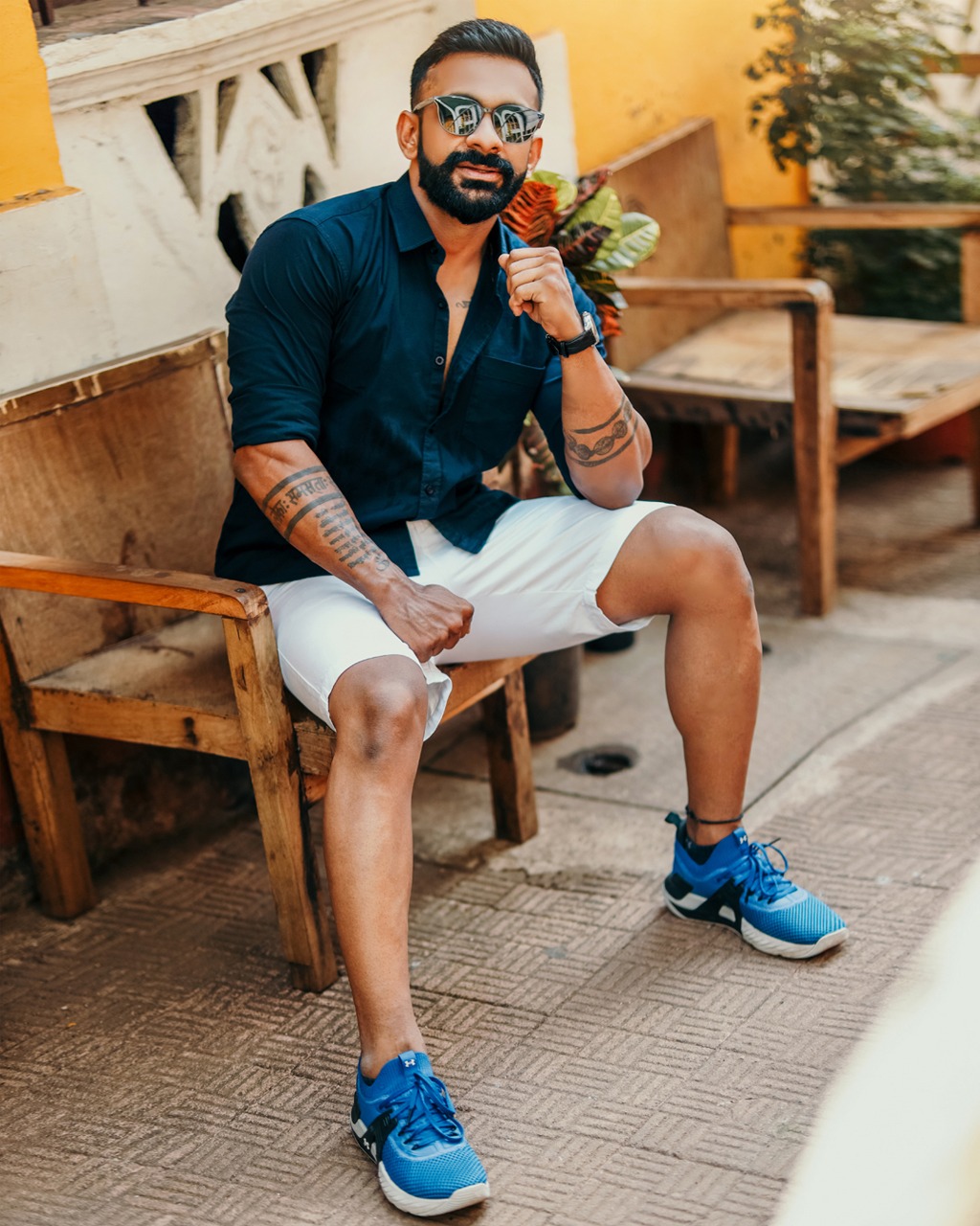 Good Life Cafe, Dinesh Shetty
